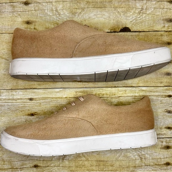 Vince Blair Lace Up Low Top Sneaker Tan Camel Soft - Picture 5 of 12